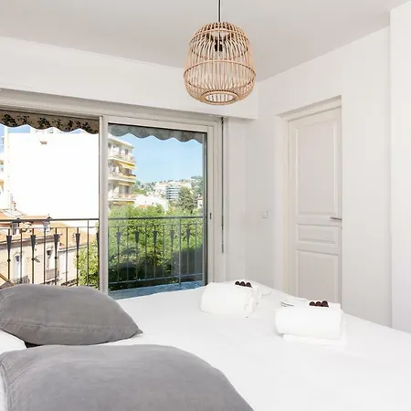 Hekla Fin Cannes